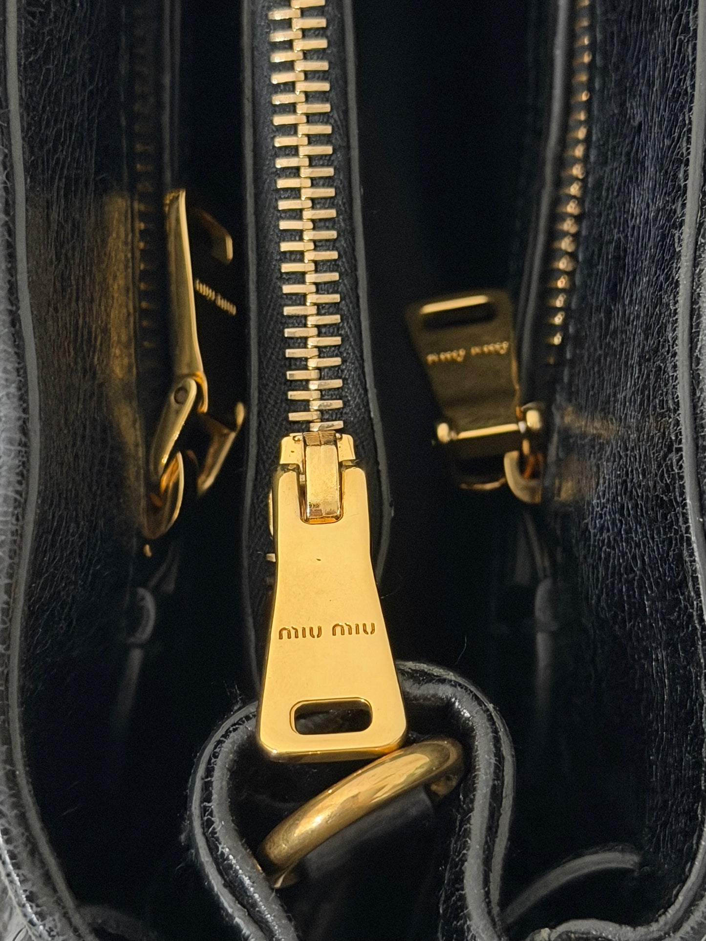 Miu Miu logo VITELLO SHINE black leather handbag