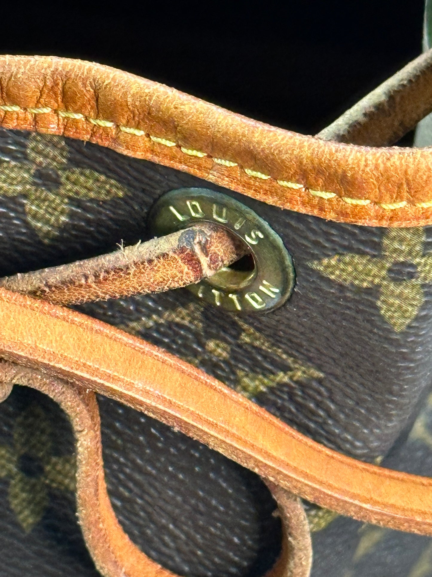 Louis Vuitton Monogram Petite Noe