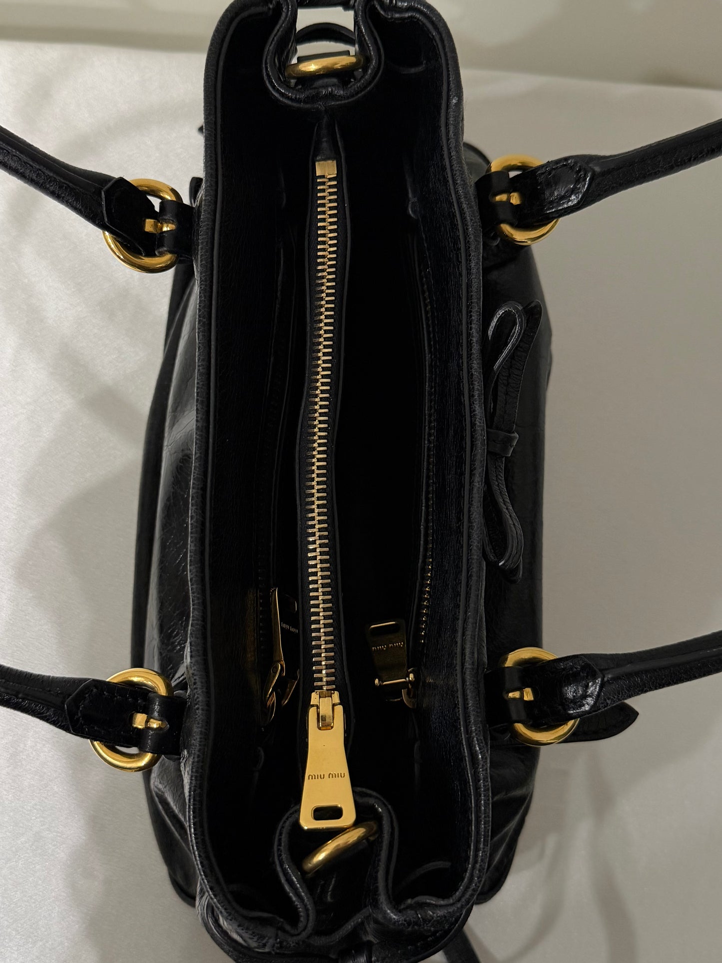 Miu Miu logo VITELLO SHINE black leather handbag