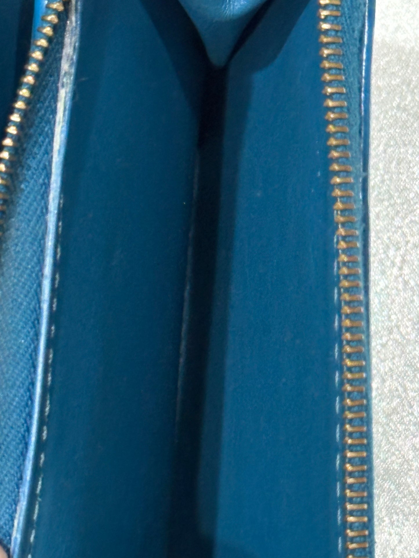 SOLD-Fendi FF Cube Bi-fold Compact wallet Blue leather