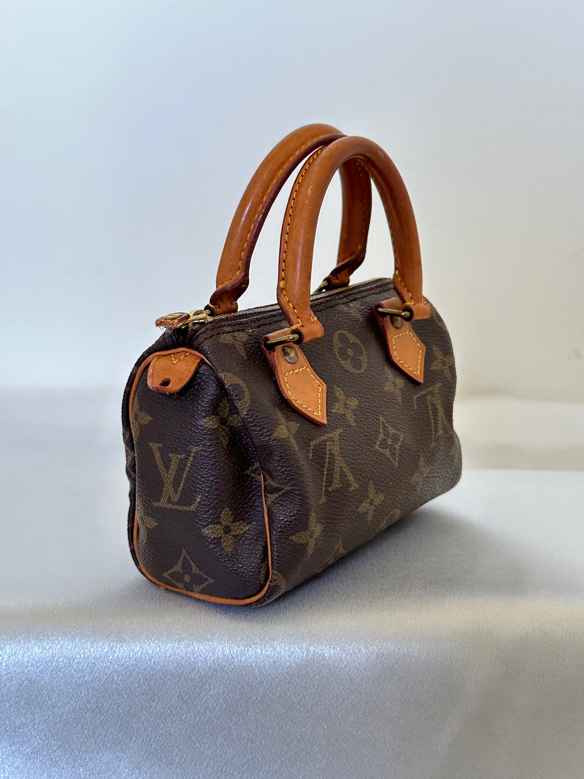 Louis Vuitton Monogram Mini speedy