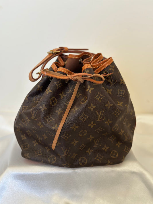 Louis Vuitton Monogram Petite Noe