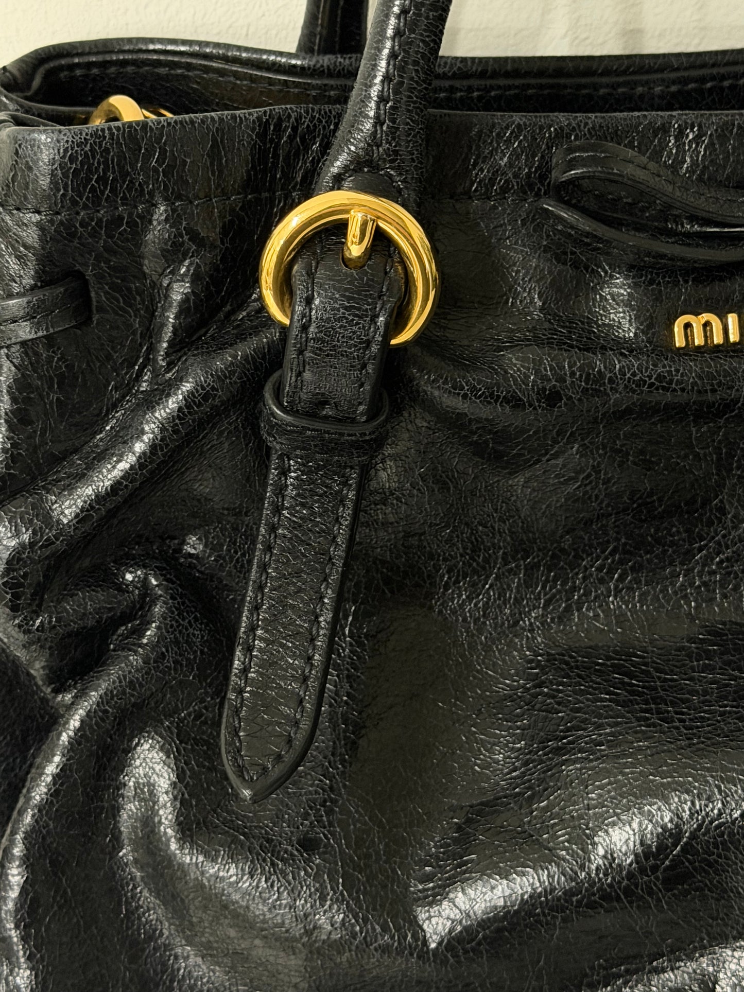 Miu Miu logo VITELLO SHINE black leather handbag